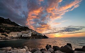 Bed and Breakfast Amalfi Luxury House Exterior photo