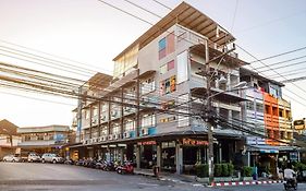 Pak-Up Hostel Krabi town Exterior photo