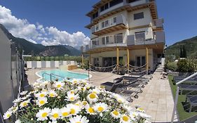 Ecohotel Primavera Riva del Garda Exterior photo