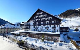 Hotel Post St. Anton am Arlberg Exterior photo