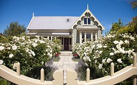 Lilac Rose Boutique Bed And Breakfast Christchurch Exterior photo