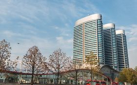 Centaurus Hotel Suites Islamabad Exterior photo