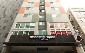 Blooming House Residence Seoul Exterior photo