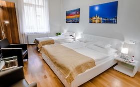 Anabelle Bed&Breakfast Budapest Exterior photo