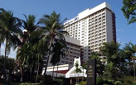Hotel Hilton Petaling Jaya Exterior photo