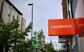 Easyhotel Belfast Exterior photo