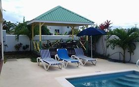 Ferienwohnung Sungold House Barbados Douglas Exterior photo