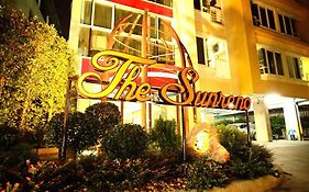 The Sunreno Hotel Bangkok Exterior photo