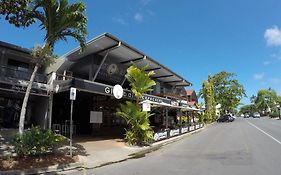 Hostel Global Backpackers Port Douglas Exterior photo