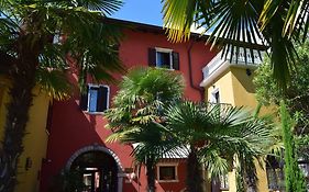 Residence Segattini Riva del Garda Exterior photo