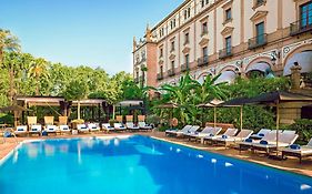 Hotel Alfonso Xiii, A Luxury Collection Hotel, Sevilla Exterior photo