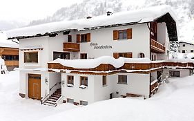 Bed and Breakfast Haus Schrofenstein Lech am Arlberg Exterior photo