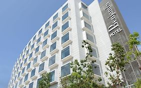 Benjamin Business Hotel Herzelia Exterior photo