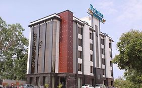 Hotel Pristine Residency Ahmedabad Exterior photo