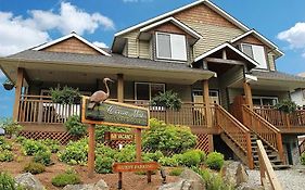 Ocean Mist Guesthouse Ucluelet Exterior photo