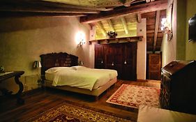 Bed and Breakfast Le Reve Charmant Aosta Exterior photo