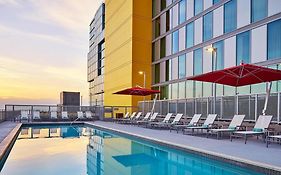 Springhill Suites San Diego Downtown/Bayfront Exterior photo