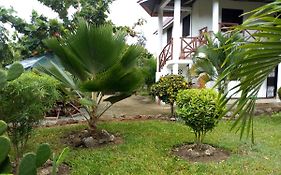 Sea Breeze Villas Kenya Diani Beach Exterior photo