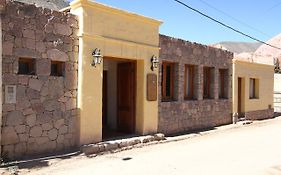 Hotel Casa De Piedra Purmamarca Exterior photo