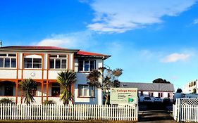 Hostel 42B College House Whanganui Exterior photo