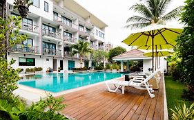 Di Pantai Boutique Beach Resort Phuket Exterior photo