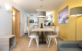 Schima Drosa Apartments - Studios - by Pferd auf Wolke Gaschurn Room photo