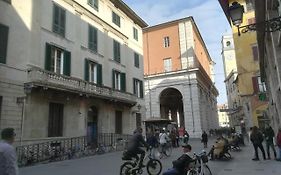 Bed and Breakfast Le Logge Pisa Exterior photo