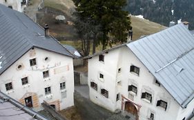 Gasthaus Tessanda Verdet Guarda Exterior photo