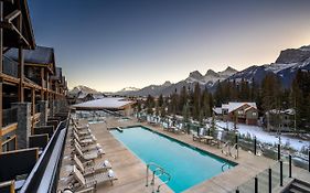 The Malcolm Hotel Canmore Exterior photo