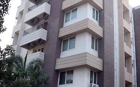 Hotel Mount Kailash Suites Chennai Exterior photo