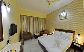 Hotel Raj Palace Chennai Exterior photo