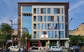 Hotel Noida International - Couple Friendly Hotel In Noida Sector 11 Neu-Delhi Exterior photo