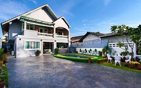 Hostel Chean-Chean House Chiang Rai Exterior photo