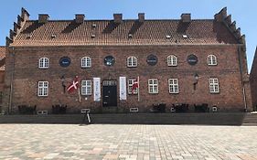 Bed and Breakfast Den Gamle Arrest Ribe Exterior photo