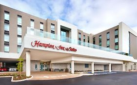 Hampton Inn&Suites Anaheim Resort Convention Center Exterior photo