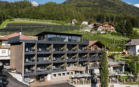 Hotel Alpenrose Schenna Exterior photo