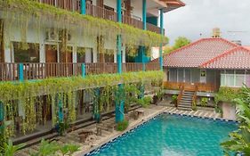 Hotel Reddoorz Plus Near Pantai Barat Pangandaran Exterior photo