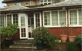 Colnbrook Lodge Guest House Slough Exterior photo