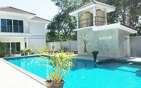 Villa Jai House Phuket Chalong Exterior photo