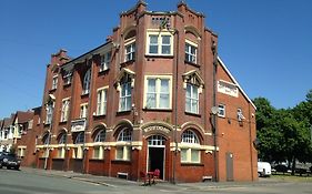 Hotel The West Of England Tavern Newport  Exterior photo