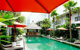 b Hotel Bali&Spa Denpasar Exterior photo