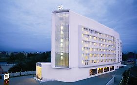 Keys Select By Lemon Tree Hotels, Hosur Road, Bengaluru Exterior photo