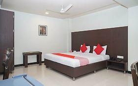 OYO 3452 Hotel Coconut Grove Pune Exterior photo