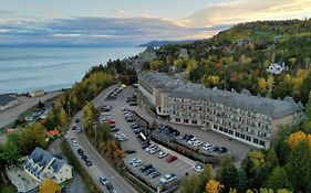 Hotel Et Pavillons Le Petit Manoir Du Casino La Malbaie Exterior photo