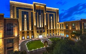 Ani Grand Hotel Erivan Exterior photo