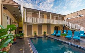 Dauphine Orleans Hotel New Orleans Exterior photo