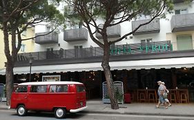 Hotel Verdi Lido di Jesolo Exterior photo