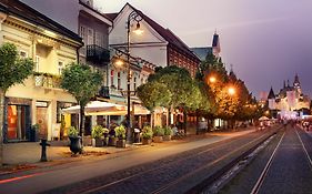 Hotel Ambassador Košice Exterior photo