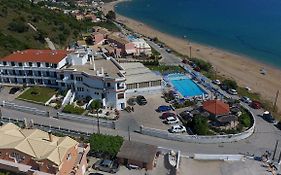 Belle Helene Hotel Agios Georgios Pagon Exterior photo
