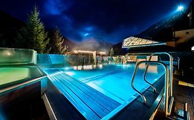 Sporthotel Manni Mayrhofen Exterior photo